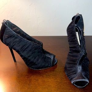 Badgley Mischka Heeled Booties